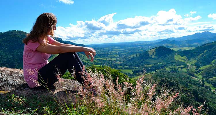 Seguro viagem ideal para o Pico da Bandeira, Minas Gerais