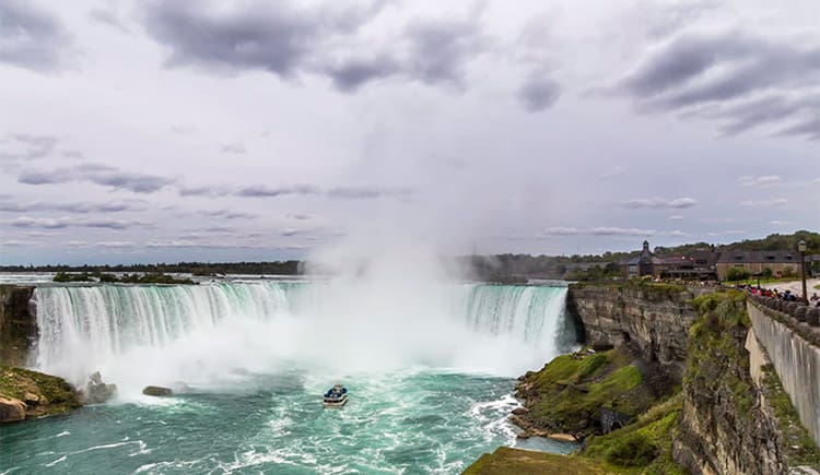 Quando visitar Niagara Falls no Canadá?