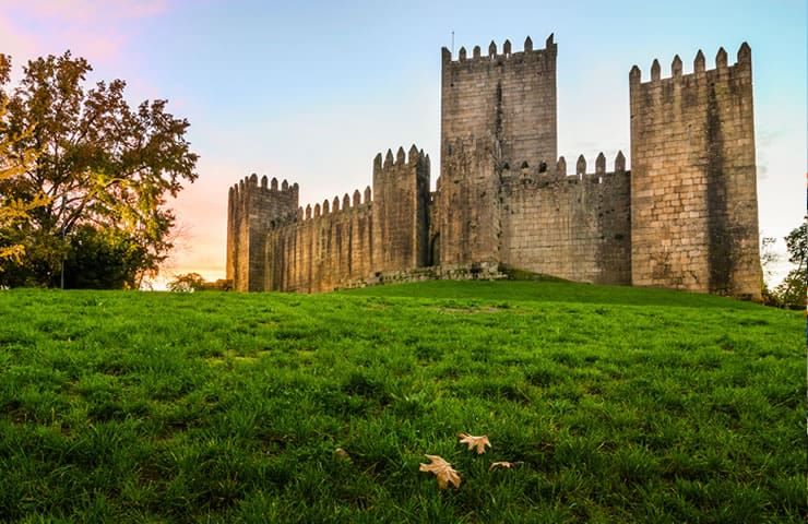 viajar para portugal guimaraes