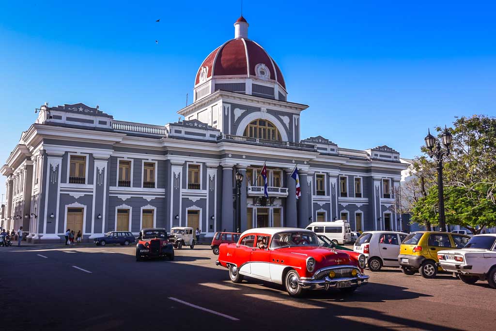 Construção no centro da cidade de Cienfuegos