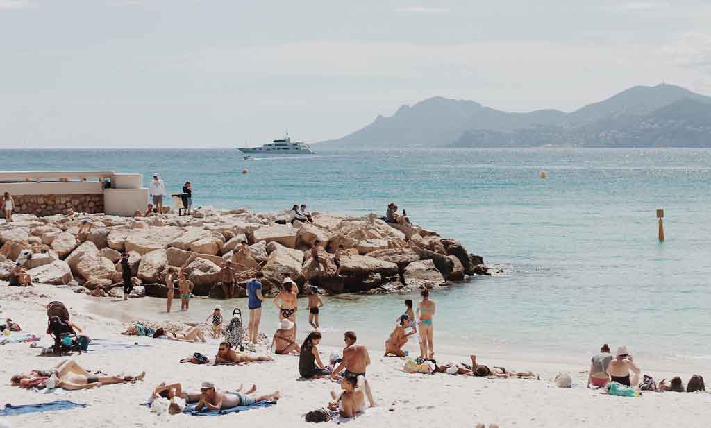 Quais as melhores praias da Riviera Francesa?