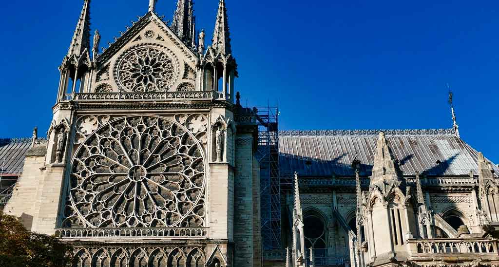 Paris com crianças notre dame