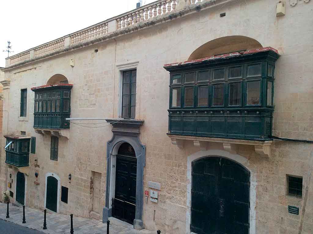 Valleta Malta casa roca piccola