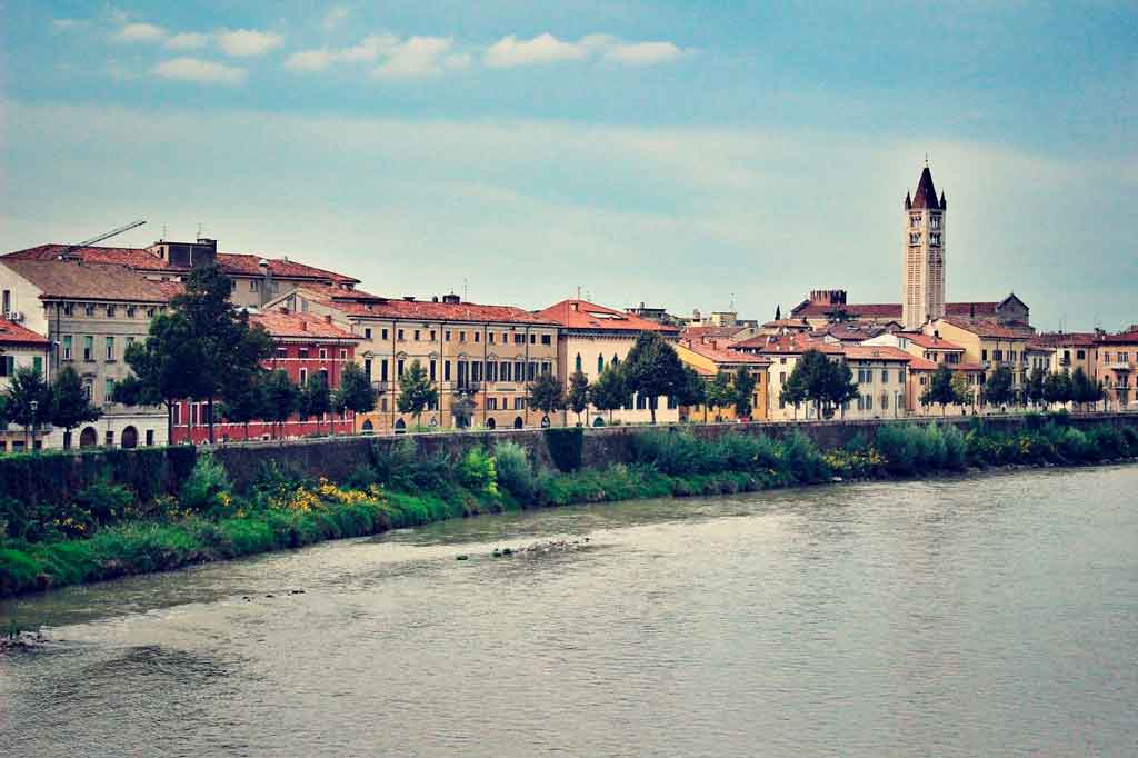 Verona Itália onde fica