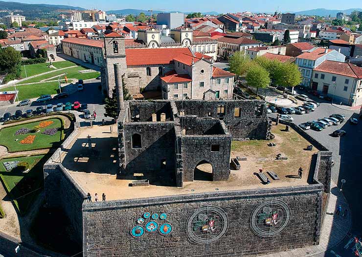 Paço dos Condes de Barcelos