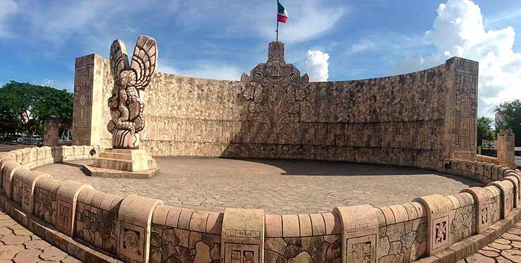 Monumento a la Patria