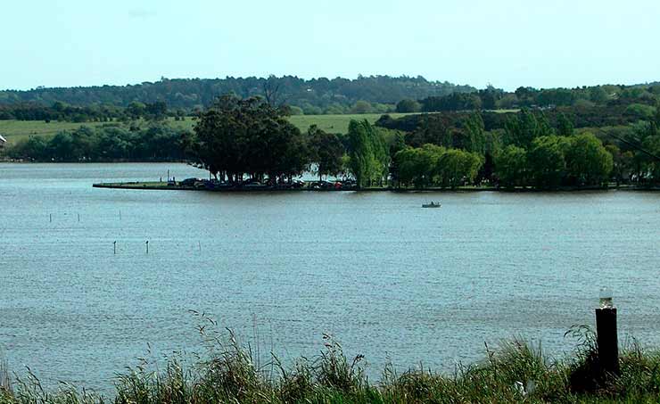 Laguna de los Padres