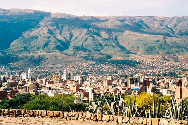 Onde fica Cochabamba?