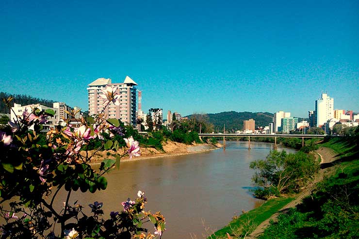 Avenida Beira Rio Blumenau SC