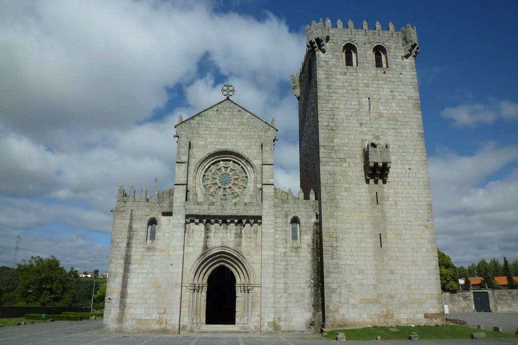 Mosteiro de Leça do Balio