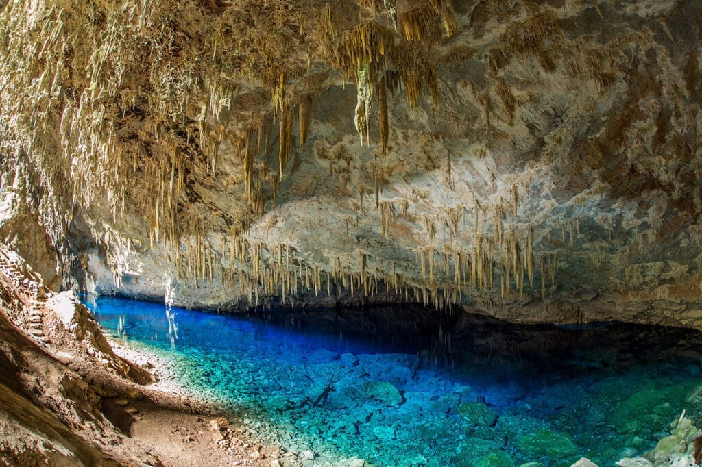 Qual é mais bonito Nobres ou Bonito?